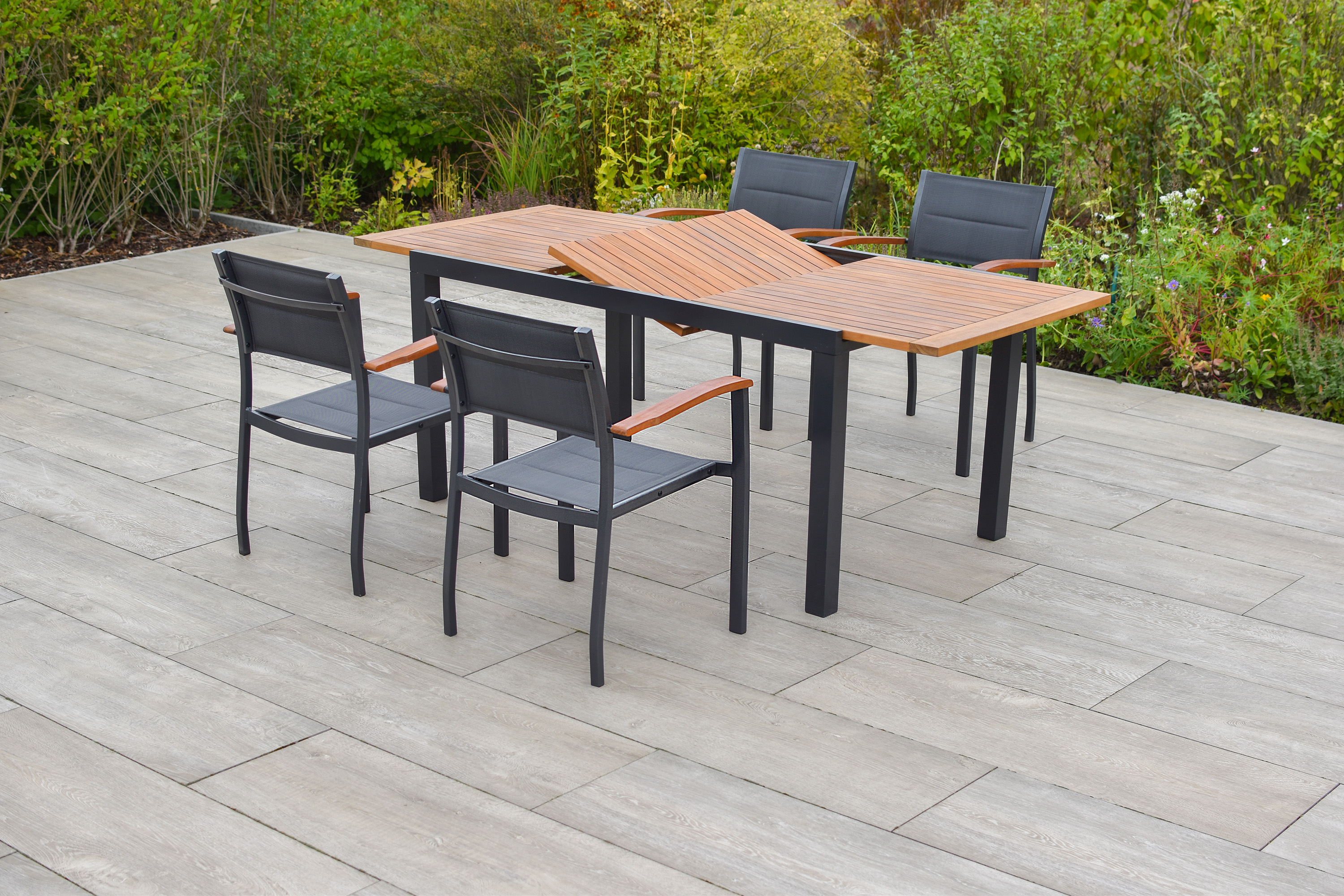 Paxos Set 5tlg., Stapelsessel & Ausziehtisch