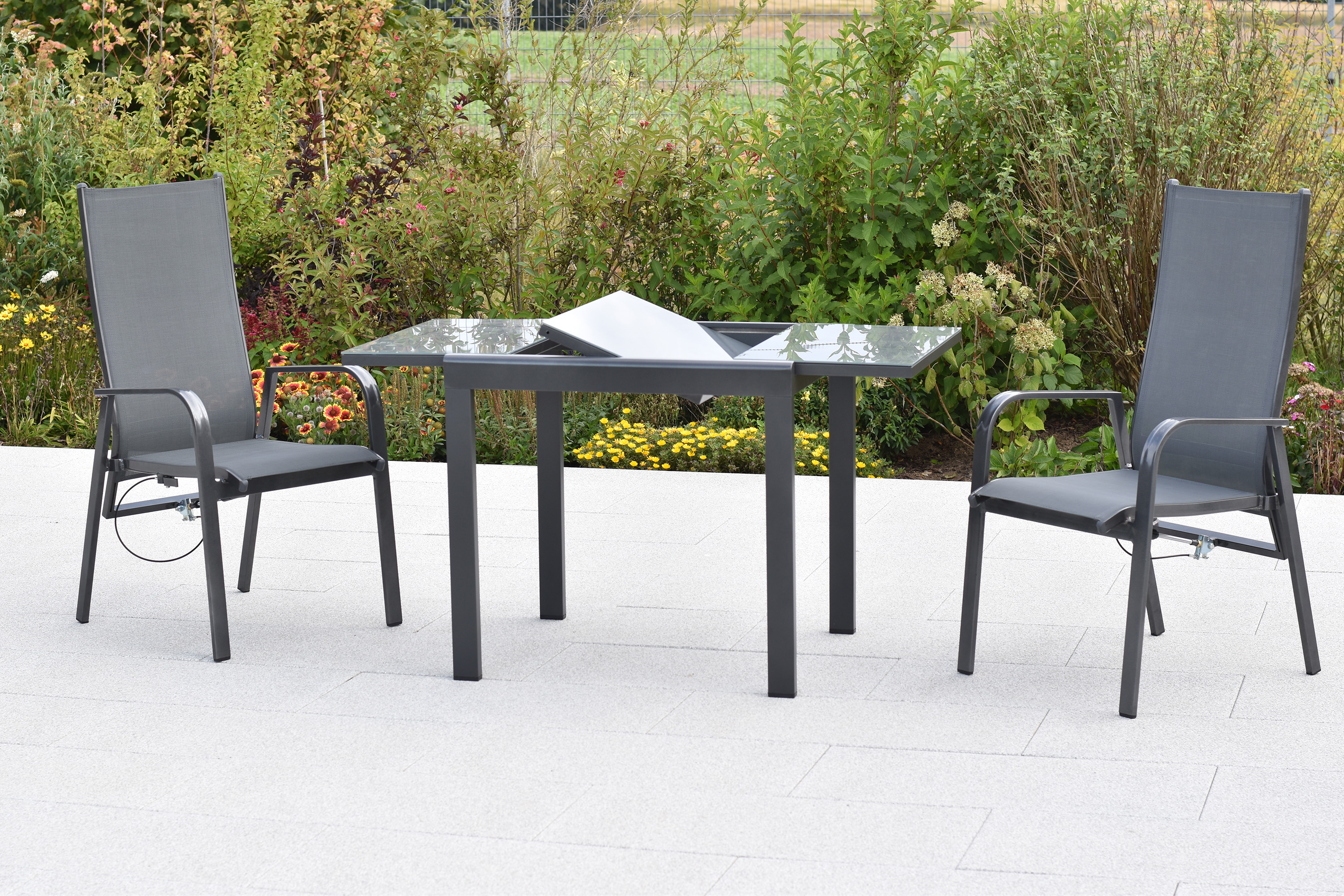 Alassio Gartenmöbel Set 3tlg., 2 Sessel verstellbar durch Gasdruck, Balkonausziehtisch 80 (120) x 70 cm, Aluminium/Textil