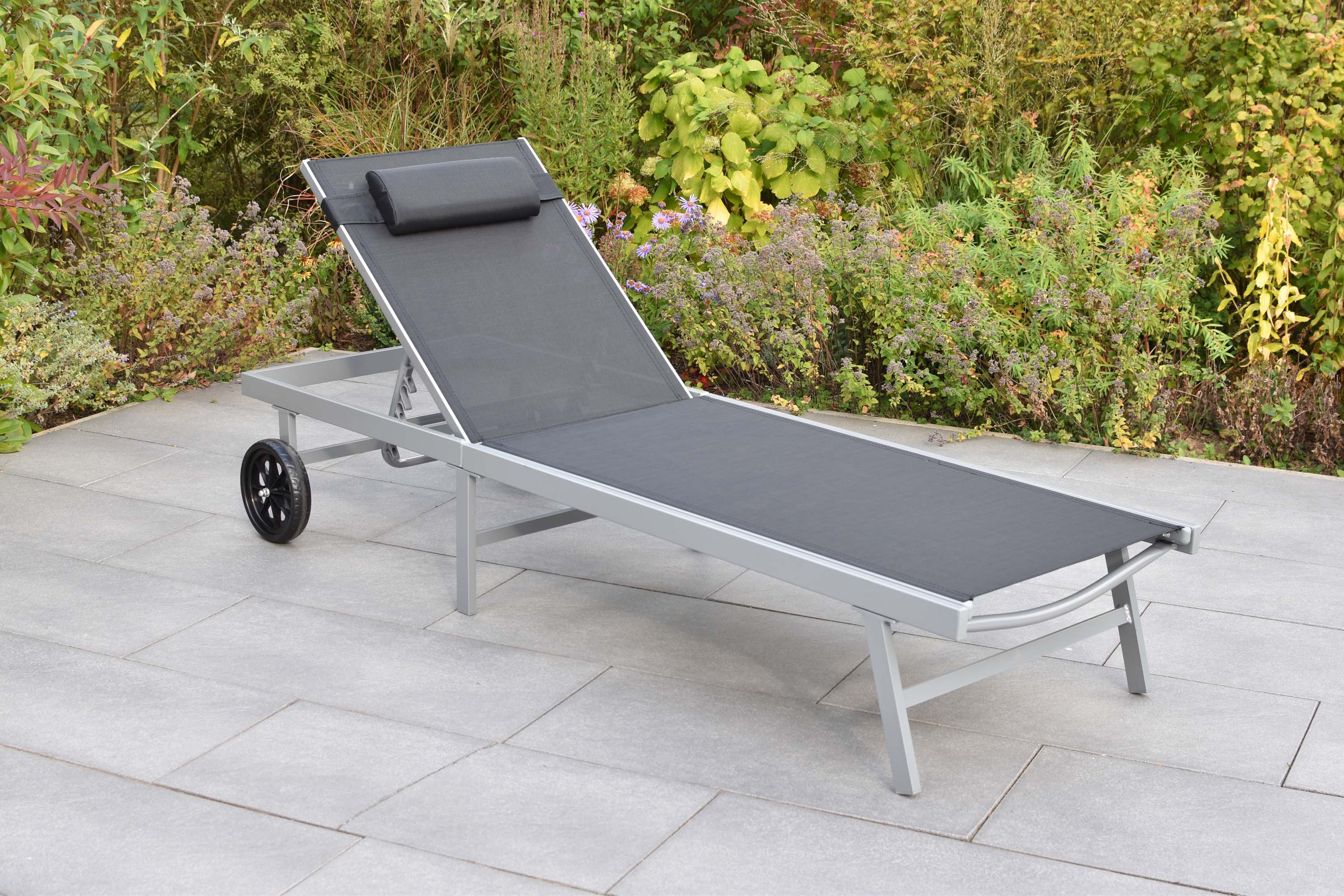 Tessin Liege mit Kopfkissen, schwarz Tessin Liege mit Kopfkissen, schwarz