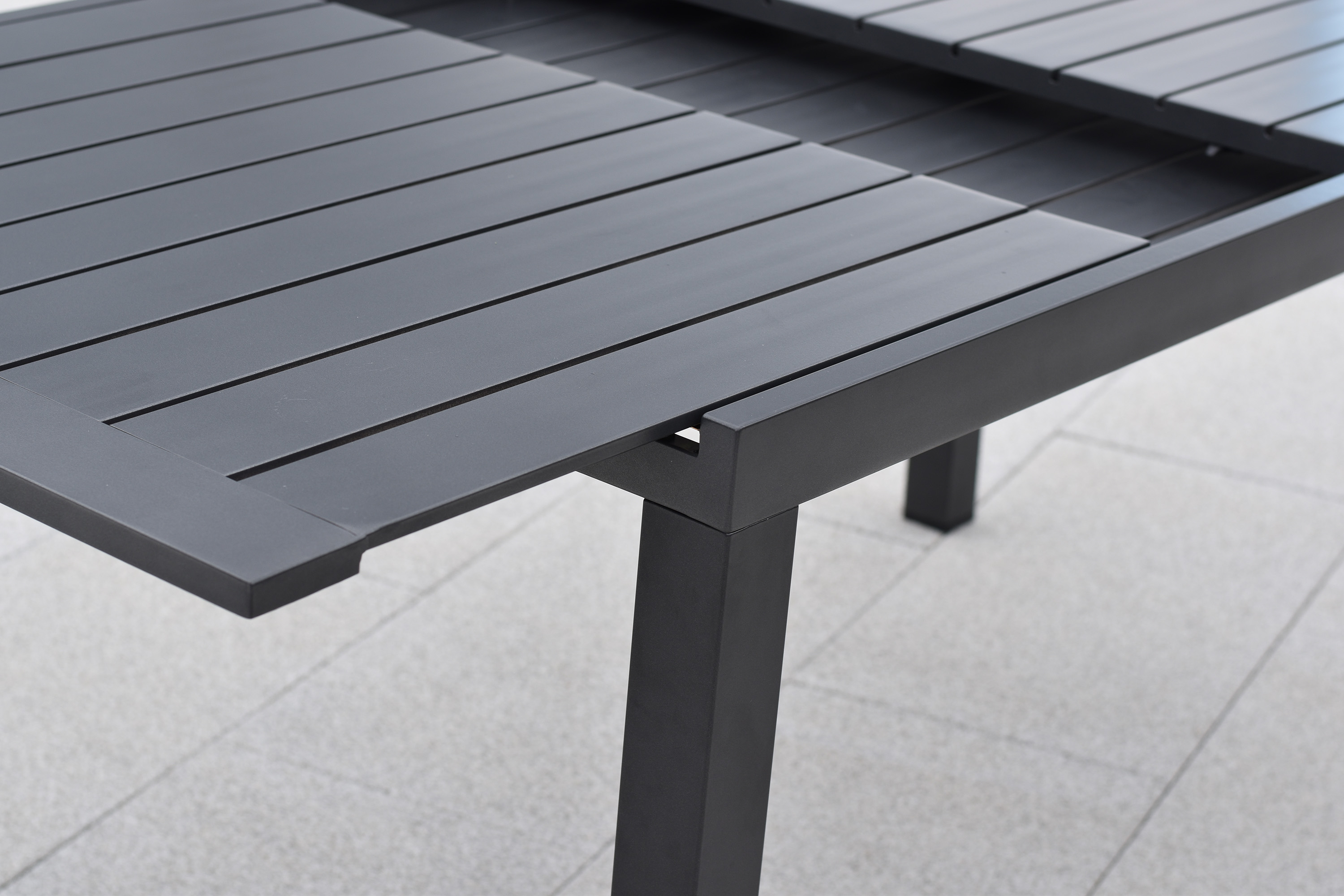 Tilos Gartenmöbel Set 13tlg., 6 Klappsessel, 6 Auflagen, Ausziehtisch 150 (200) x 90 cm, Aluminium/Akazie