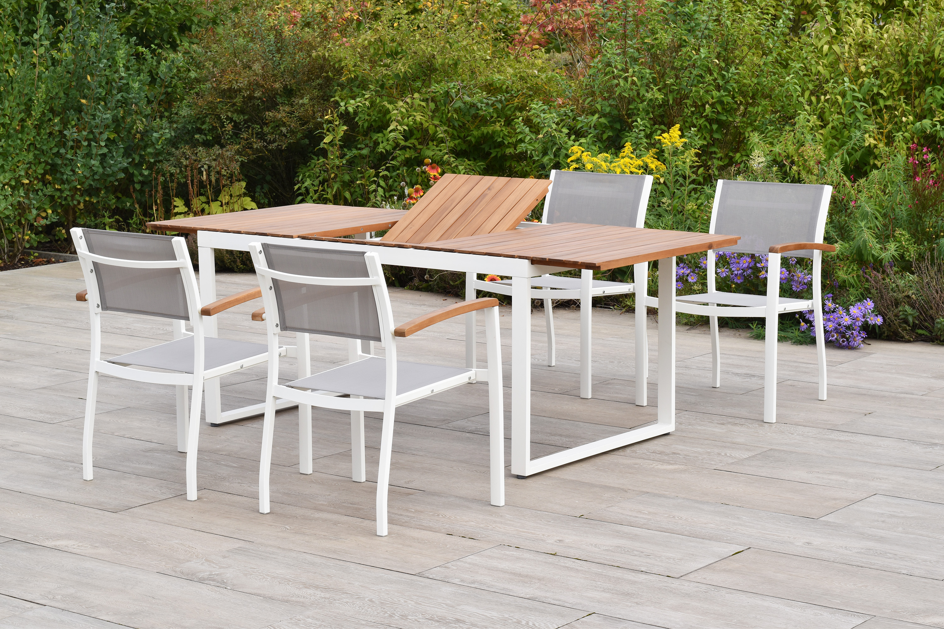 Naxos Gartenmöbel Set 5tlg., 4 Stapelsessel, Ausziehtisch 150 (200) x 90 cm, weiß